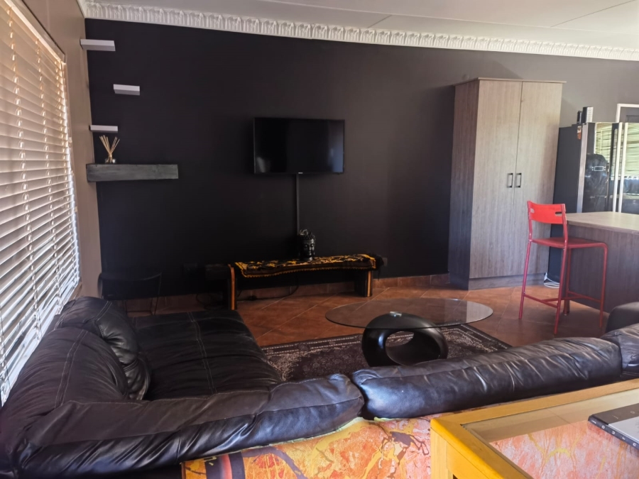 To Let 2 Bedroom Property for Rent in Kathu Northern Cape